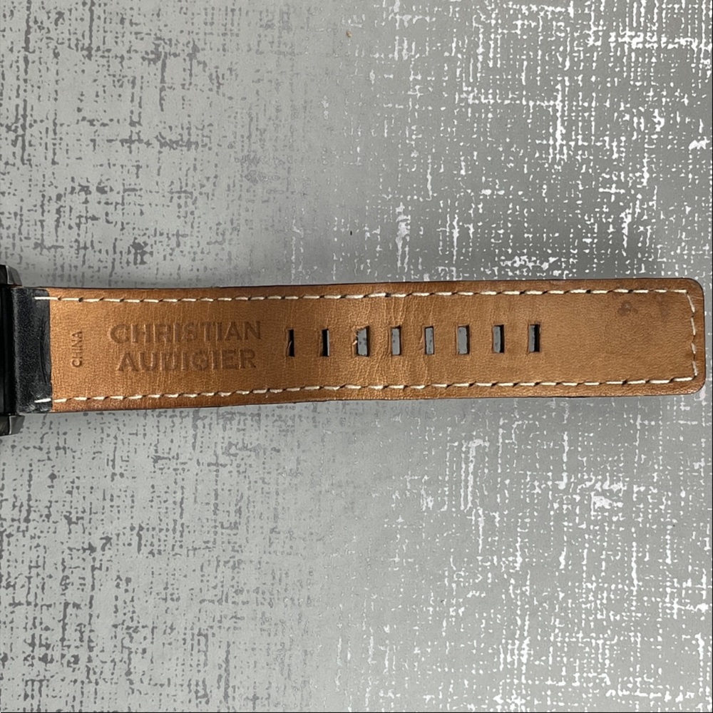 Men’s Watch - Picture 10 of 11
